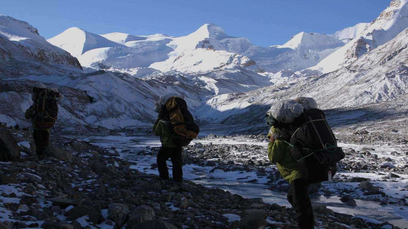 Saribung Peak Climbing
