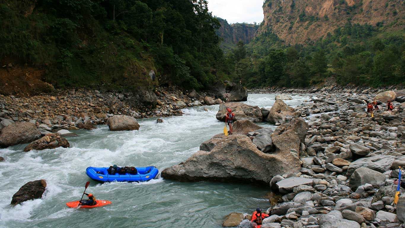 A Guide to White Water Rafting in Nepal