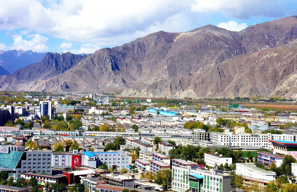 Backpacking in Tibet: Tips for Budget Travelers