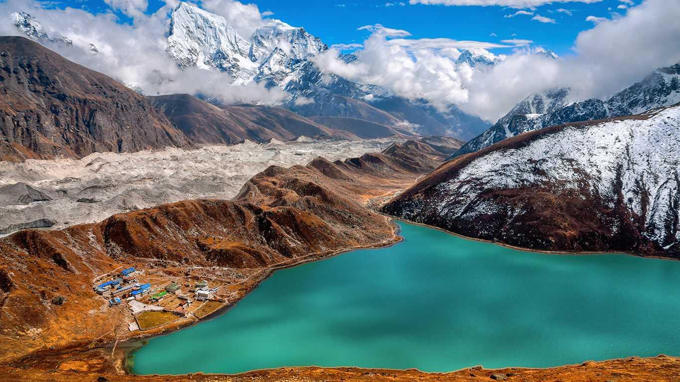 Arun Valley And Gokyo Lake Trek