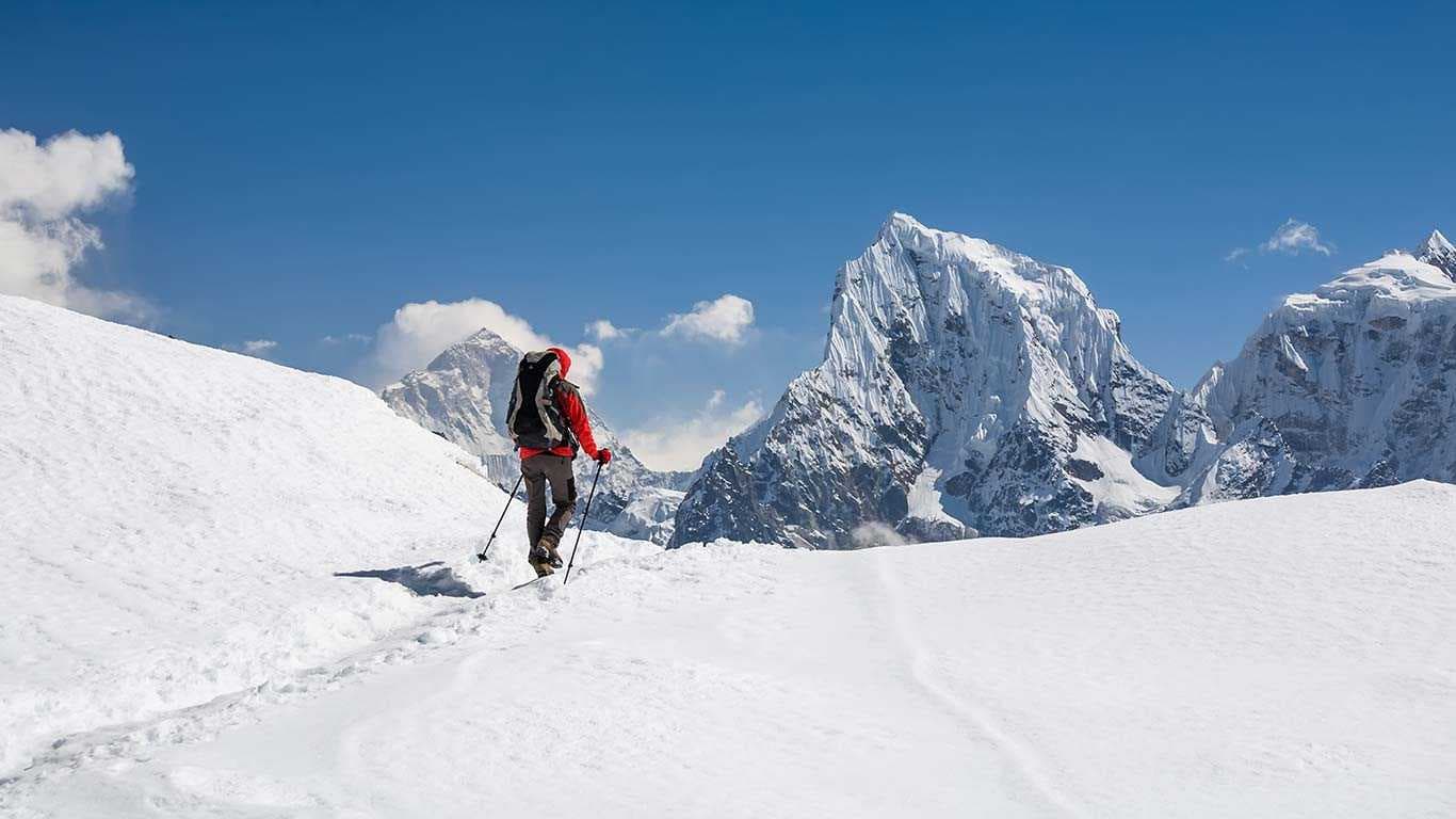 Gokyo Renjola Pass Trek