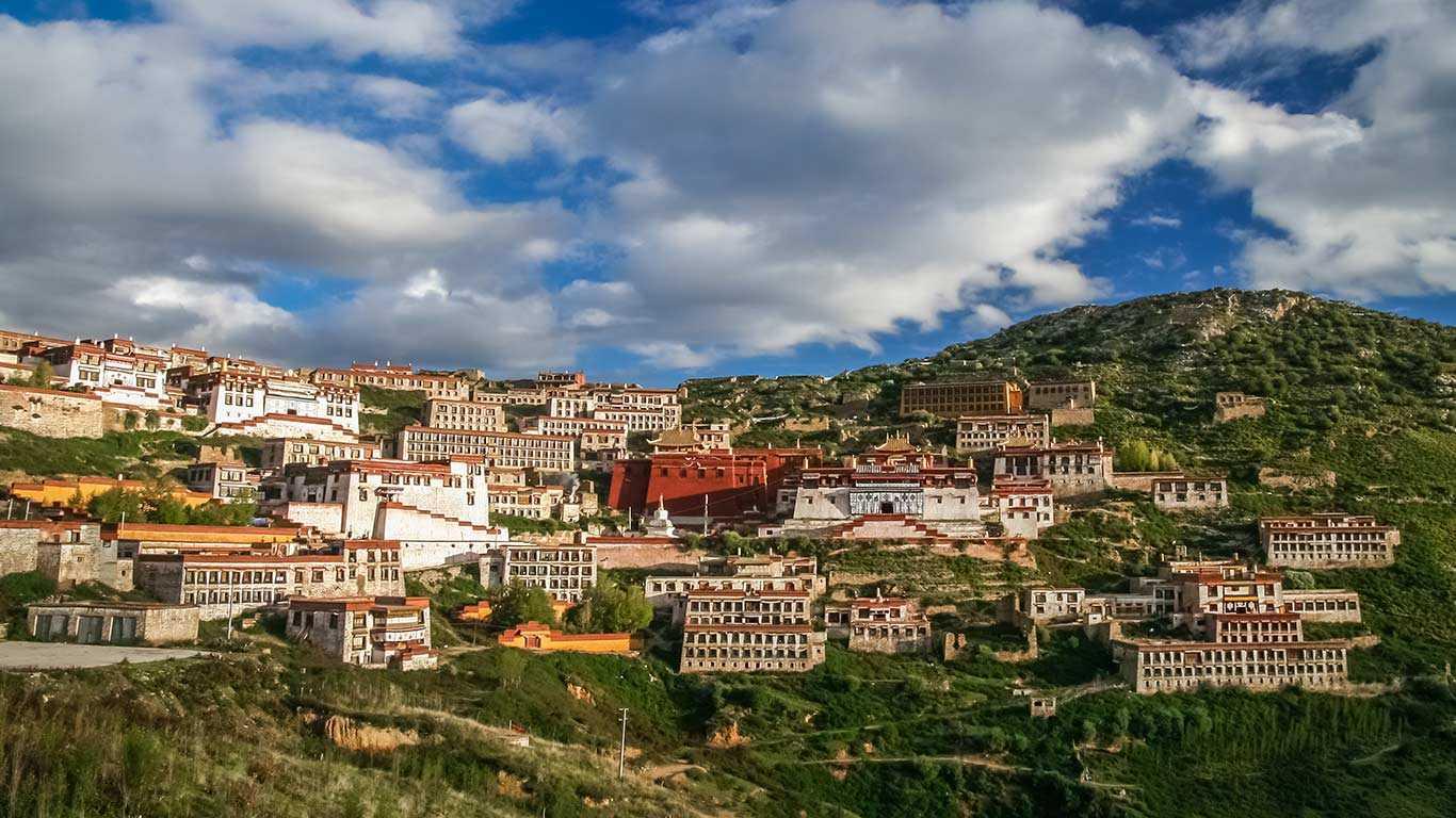 Tibet Ganden - Samye Monastery Trek