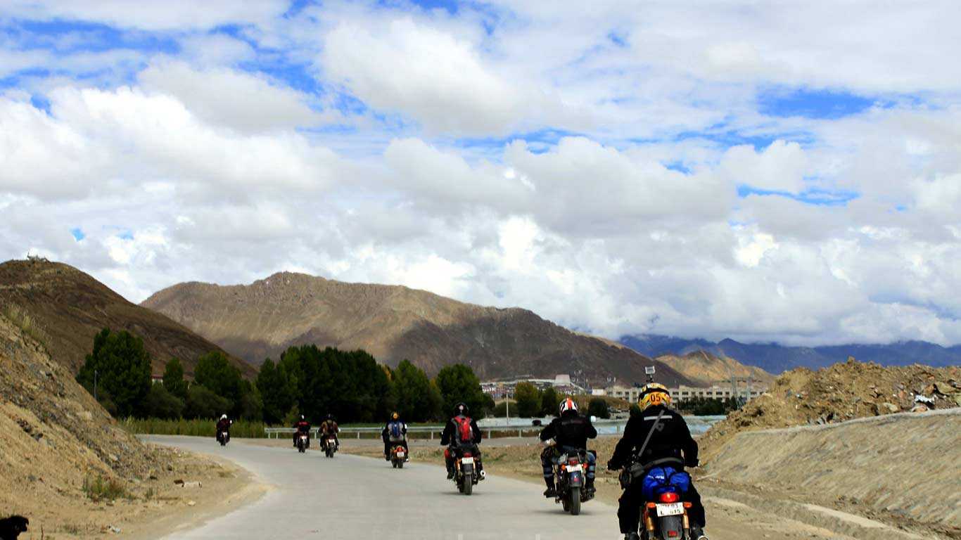 Kathmandu Lhasa Motorbike Tour